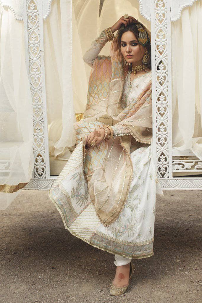 img_qalamkar_festive_formals_awwal_boutique