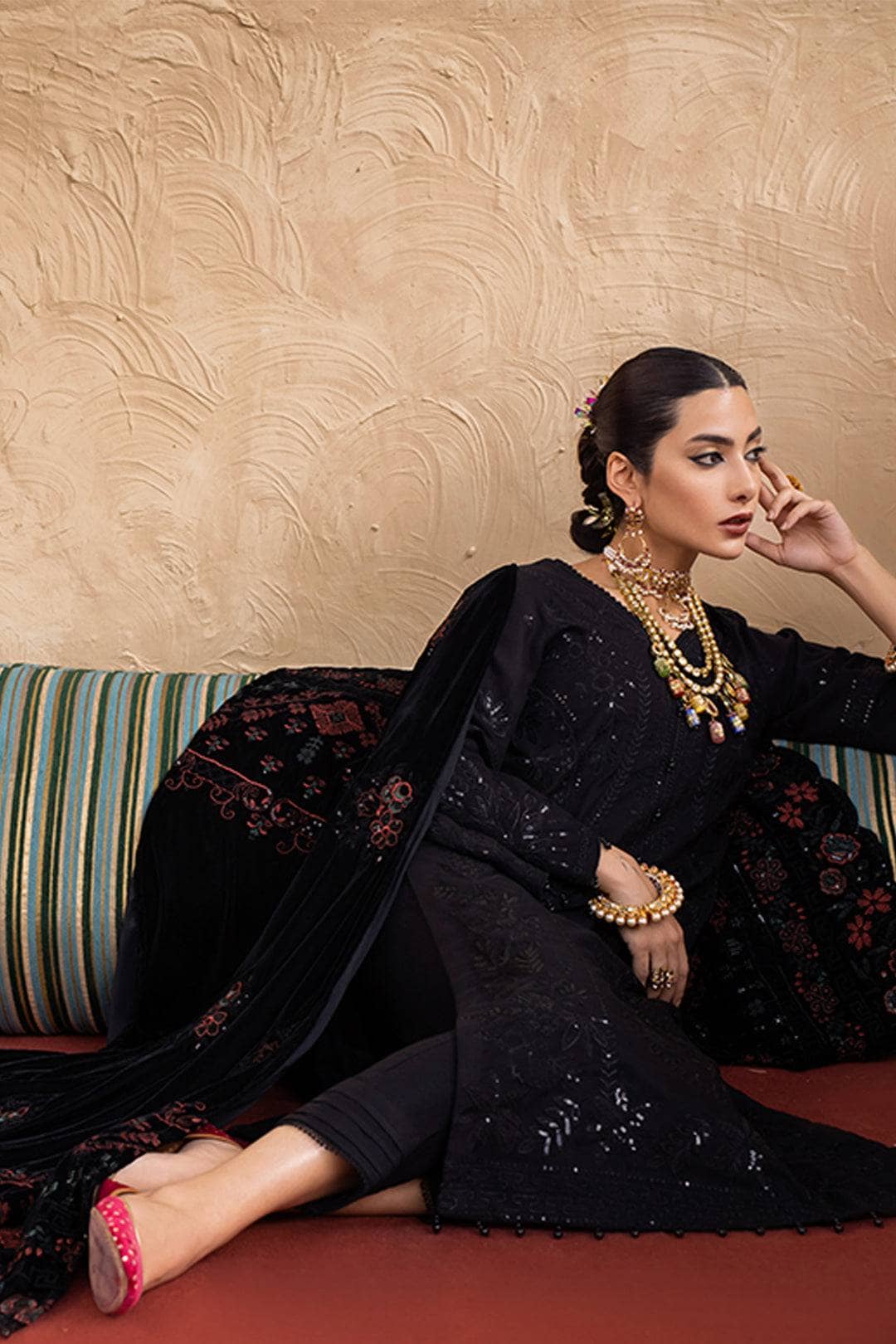 img_leather_peach_embroidered_shirt_velvet_shawl_awwal_boutique