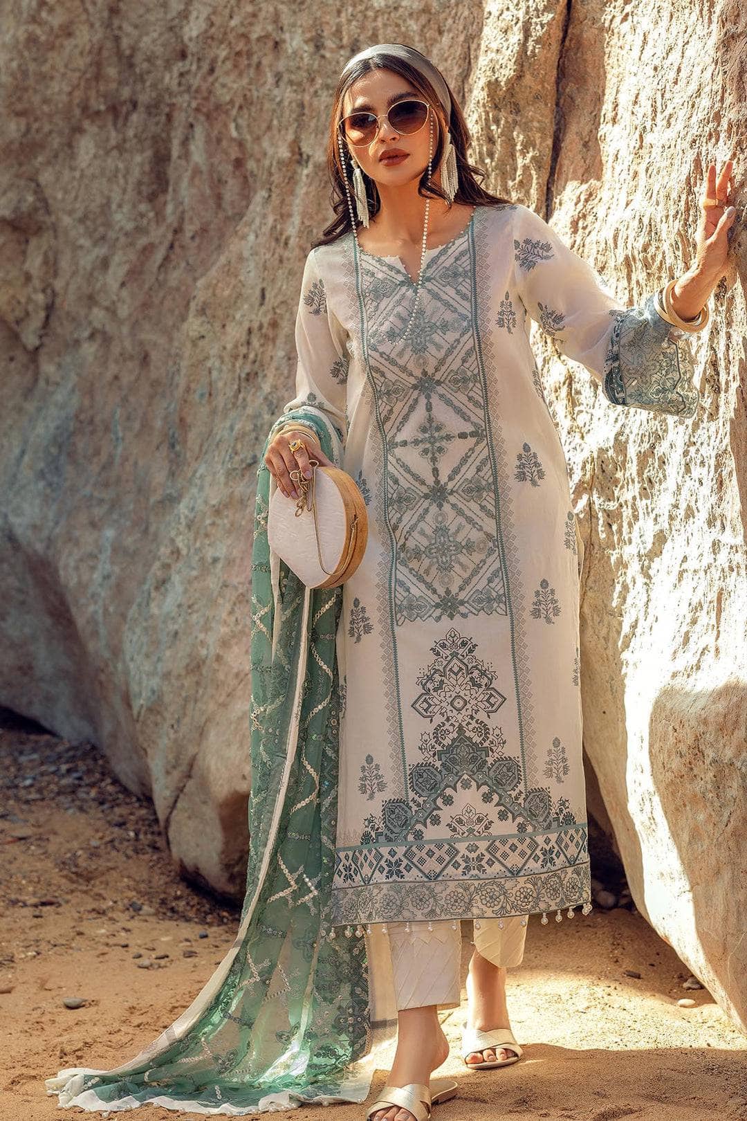 img_nureh_maya_swiss_voil_awwal_boutique