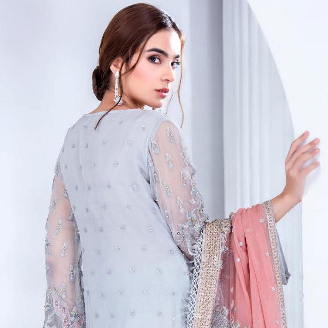 img_jannan_premium_embroidered_chiffon_awwal_boutique