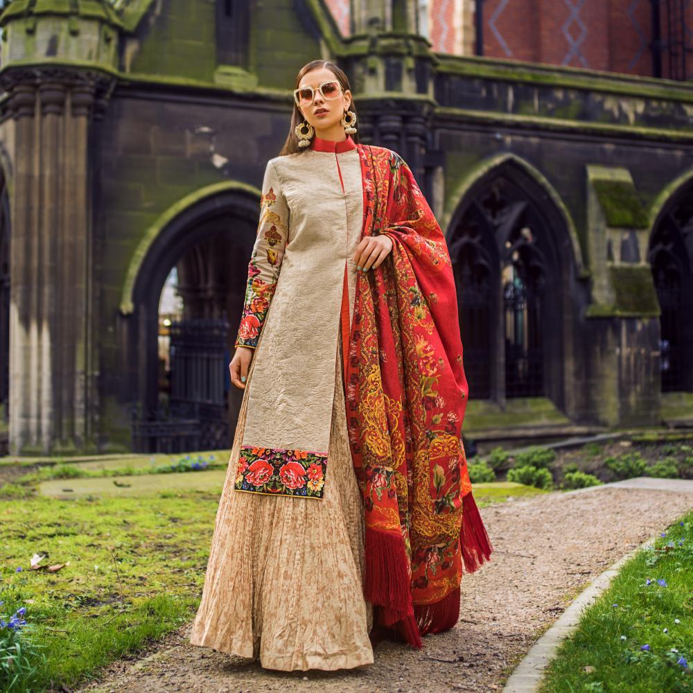 img_honey_waqar_lawn_collection_sale_awwal_boutique