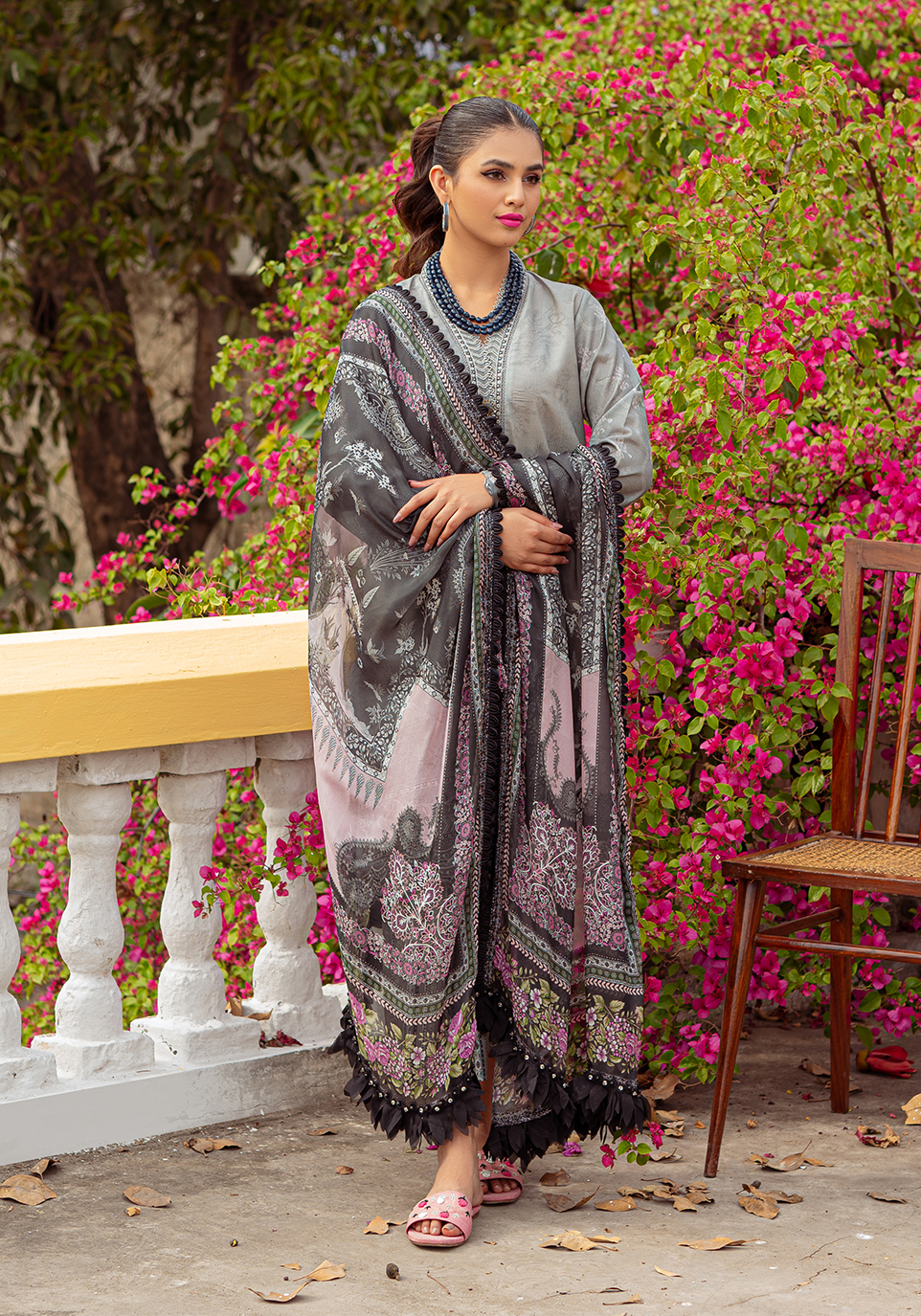 img_zarqash_lawn_23_awwal_boutique