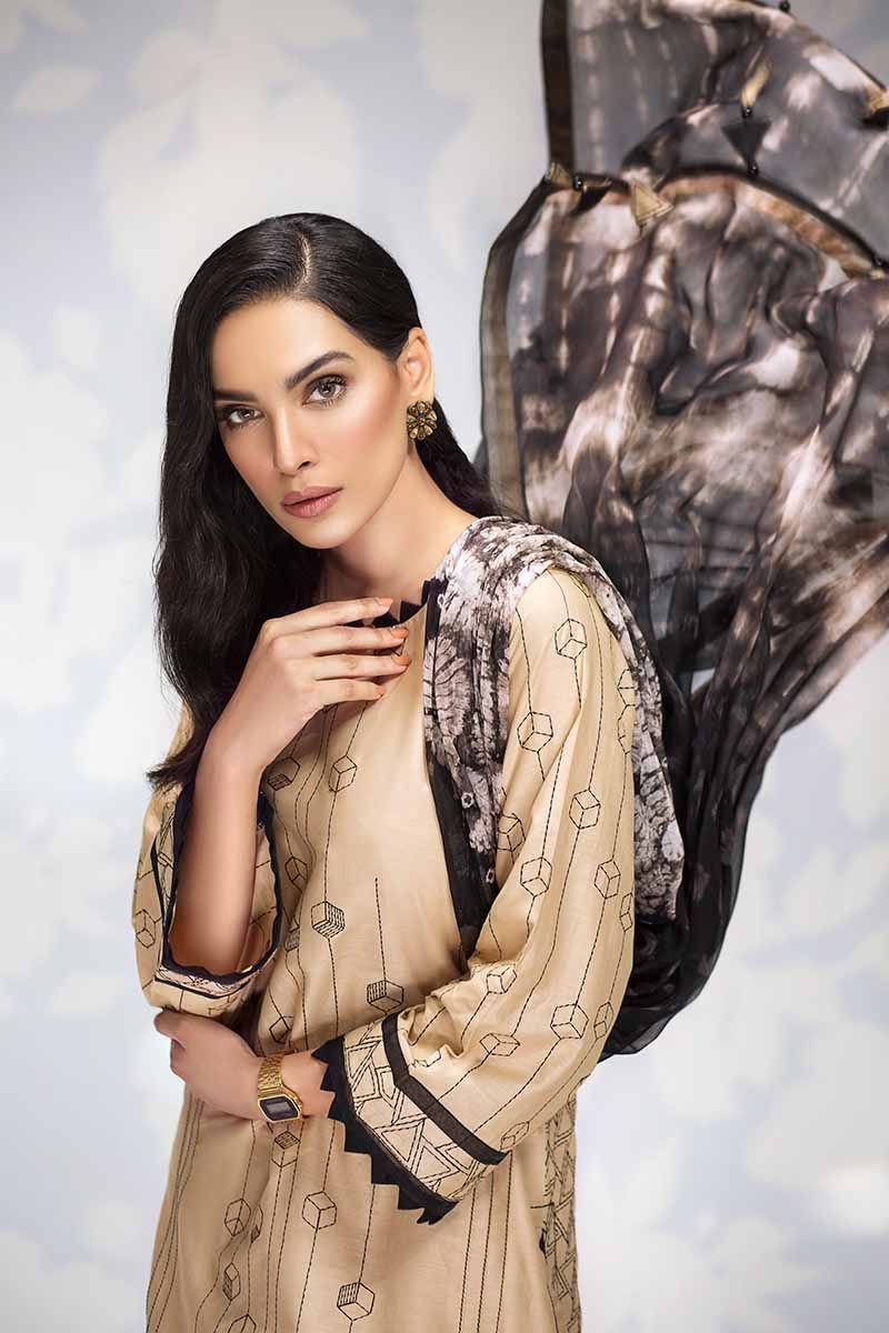 img_gul_ahmed_cambric_collection_awwal_boutique