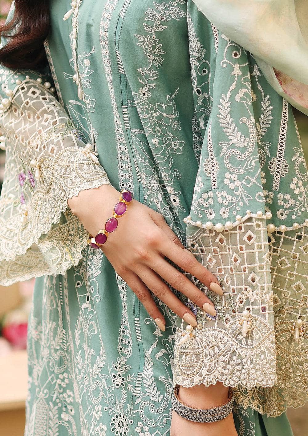 img_elaf_luxury_lawn_22_awwal_boutique