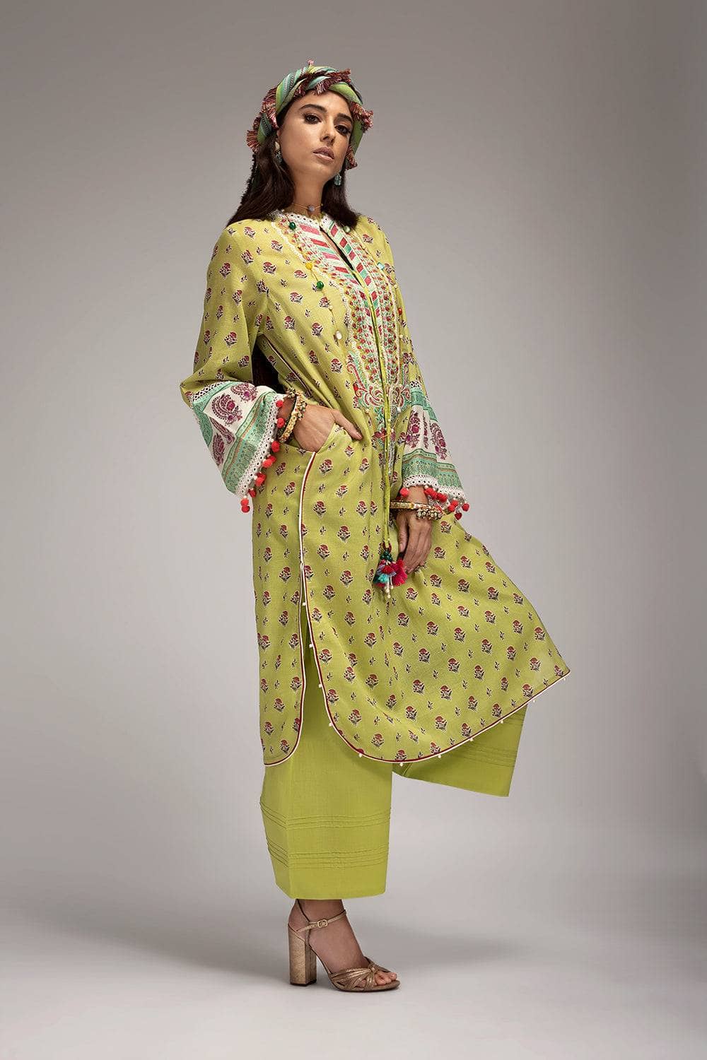img_sobia_nazir_lawn_prints_22_awwal_boutique