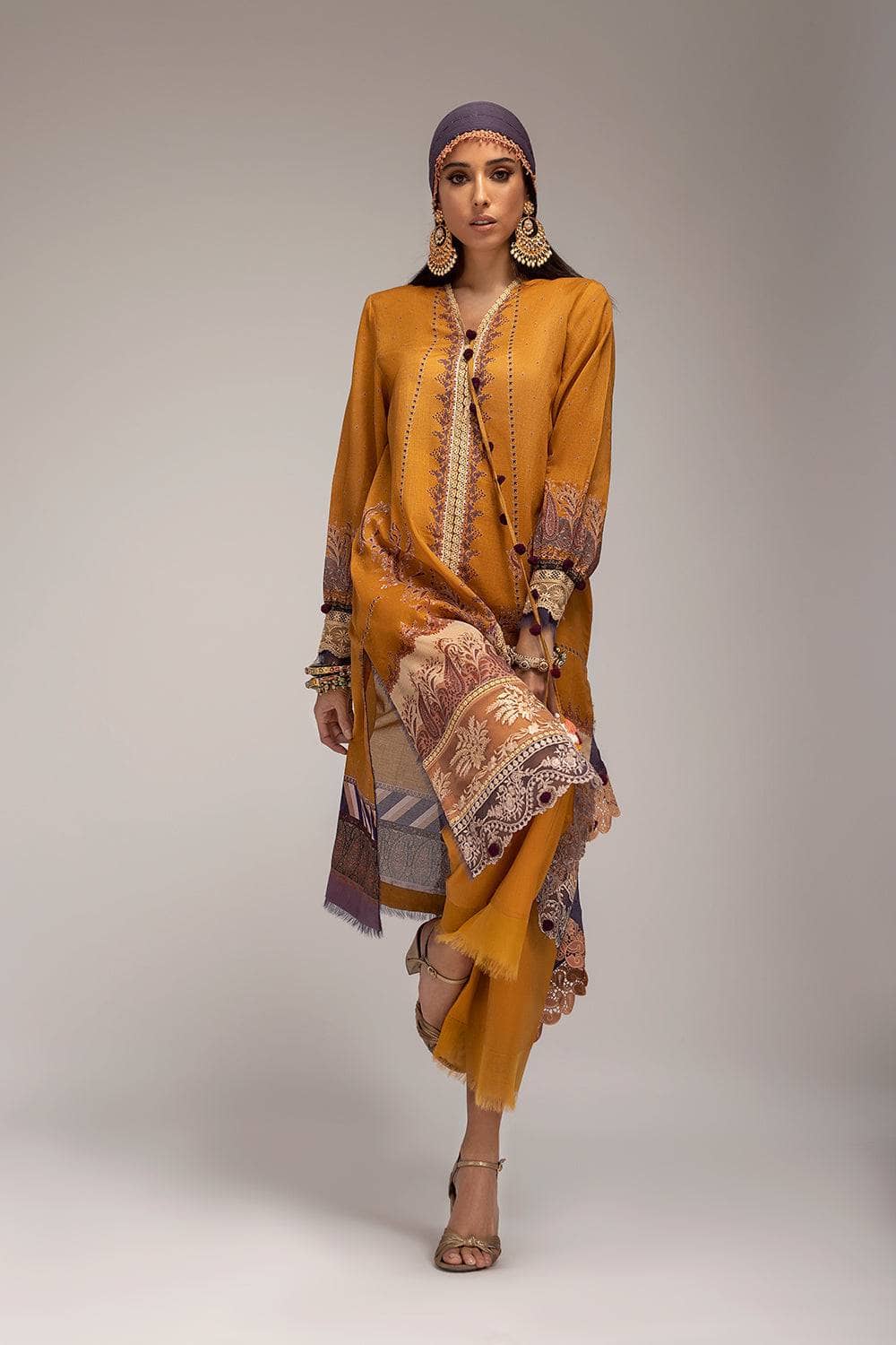 img_sobia_nazir_lawn_prints_22_awwal_boutique