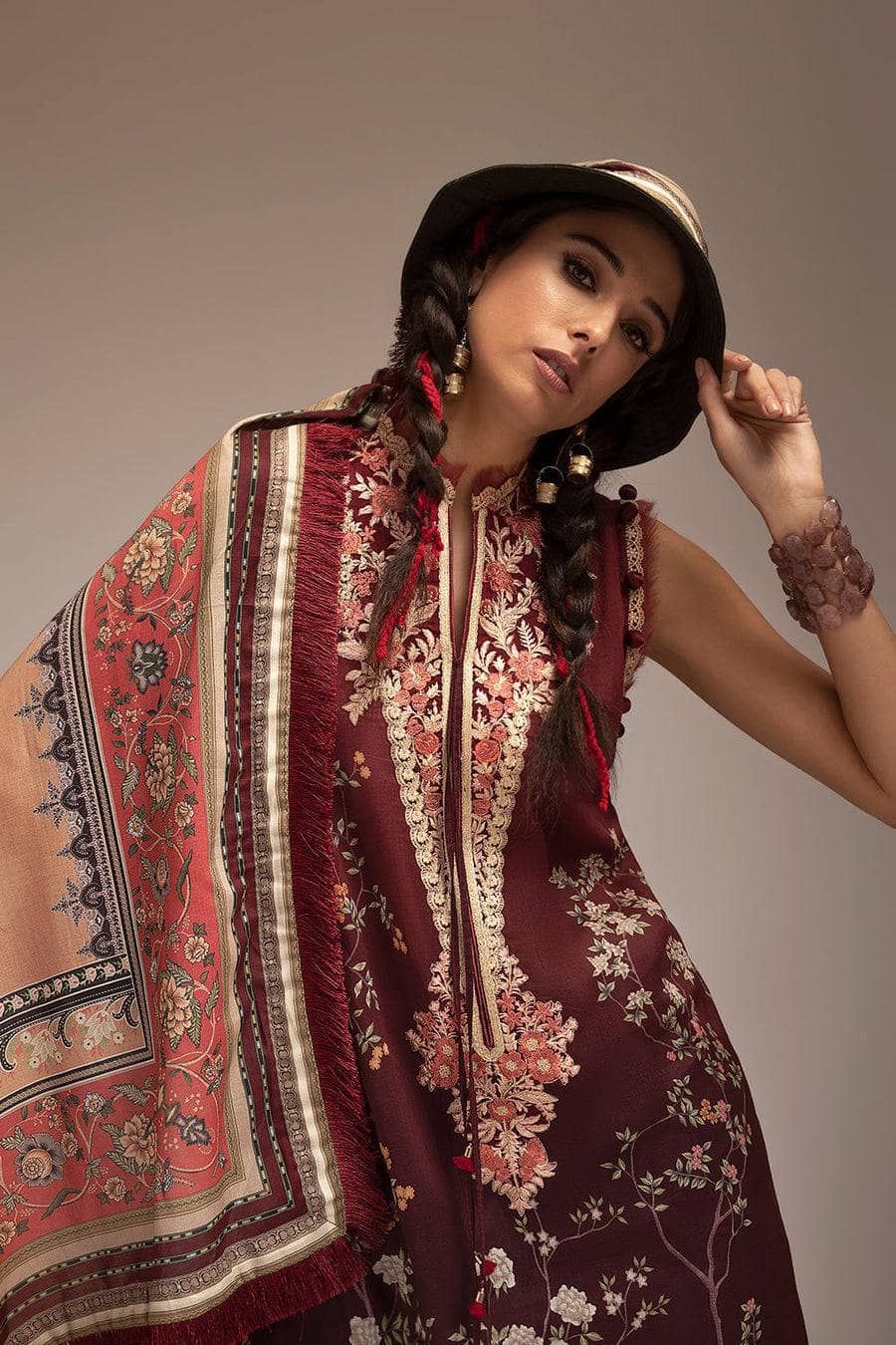 img_sobia_nazir_lawn_prints_22_awwal_boutique