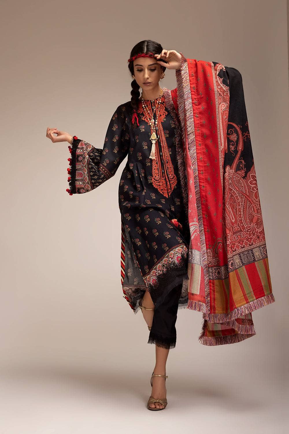 img_sobia_nazir_lawn_prints_22_awwal_boutique