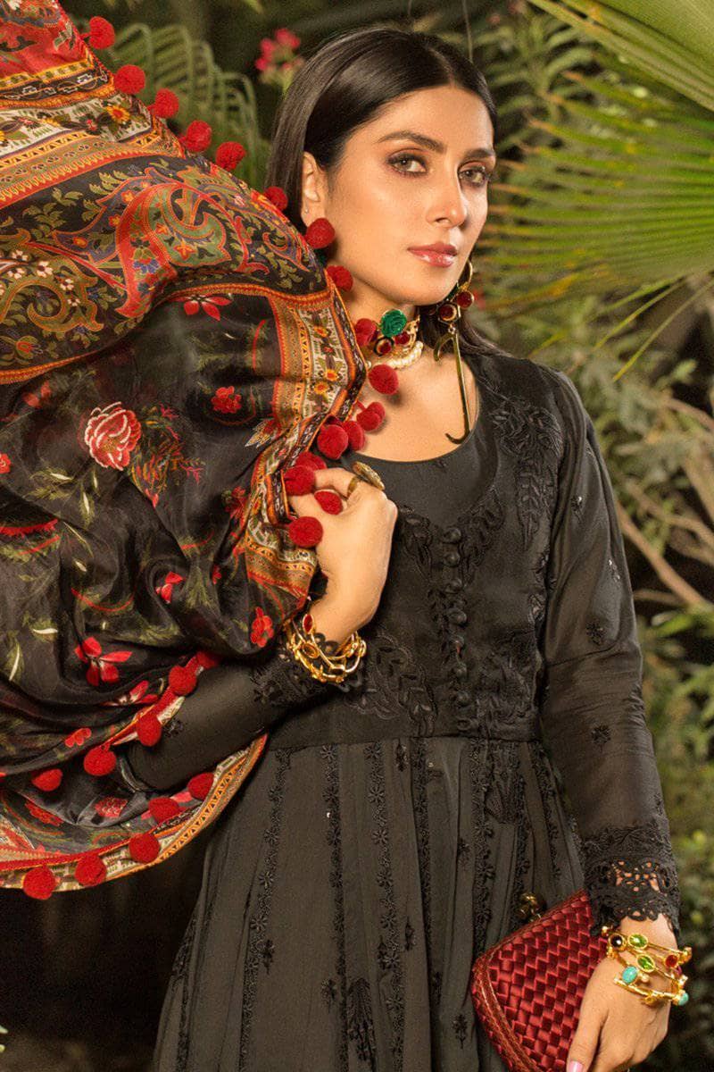 img_zoha_lawn_2021_by_ansab_jahangir_awwal_boutique