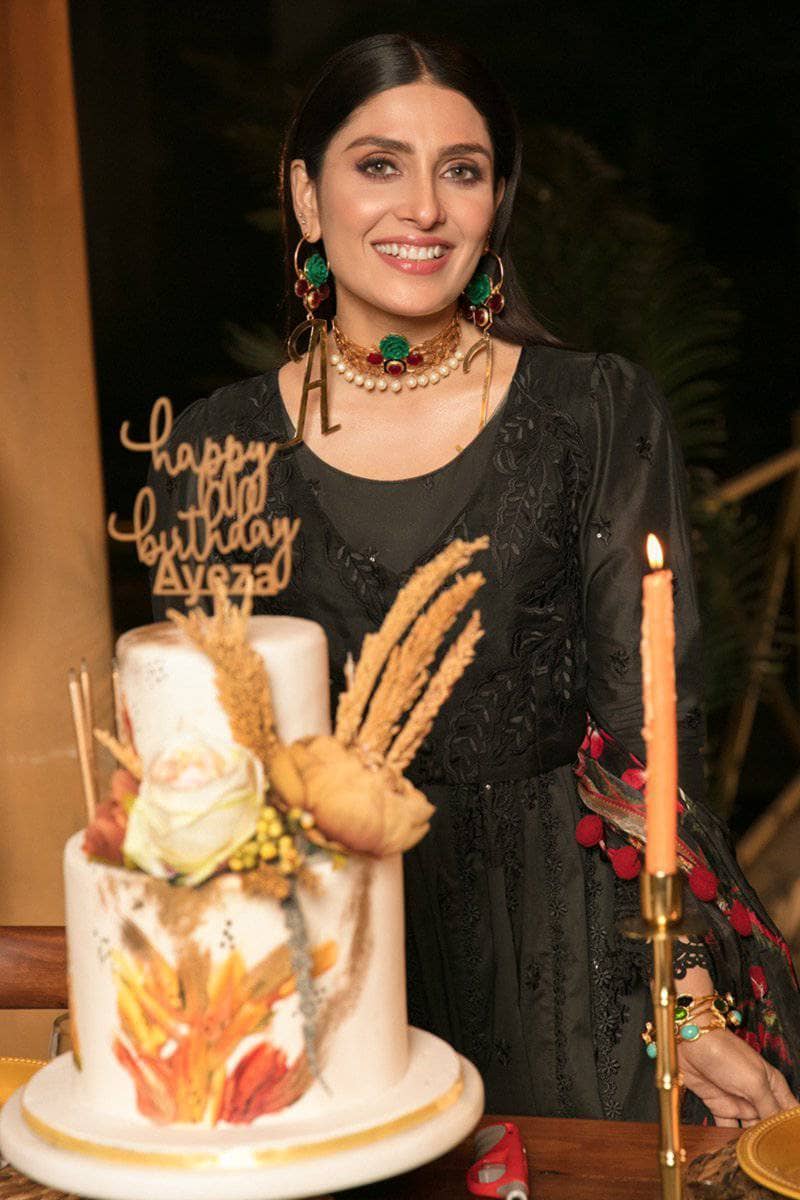 img_zoha_lawn_2021_by_ansab_jahangir_awwal_boutique