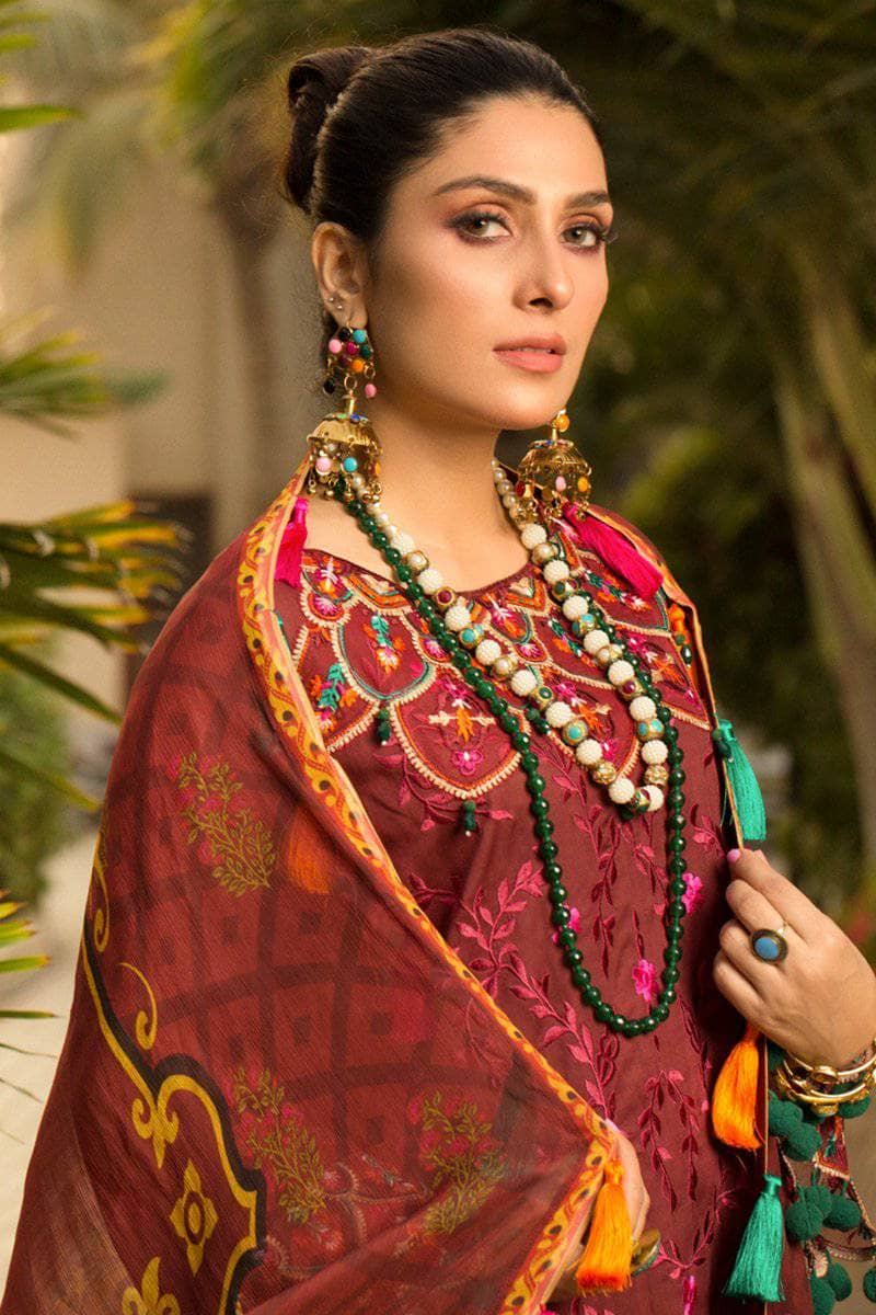 img_zoha_lawn_2021_by_ansab_jahangir_awwal_boutique