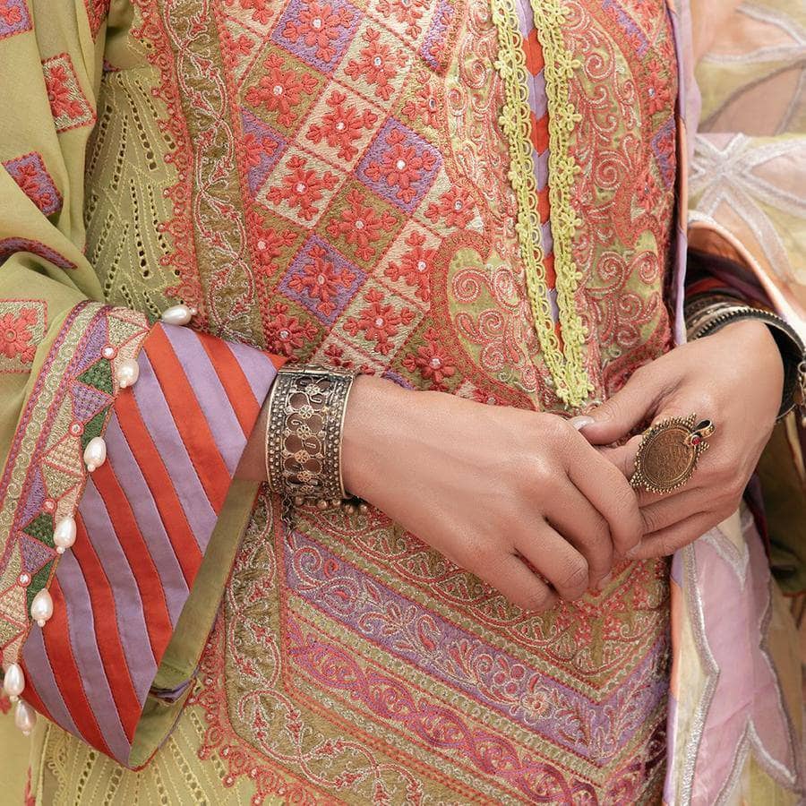img_maryam_hussain_luxury_lawn_2021_awwal_boutique