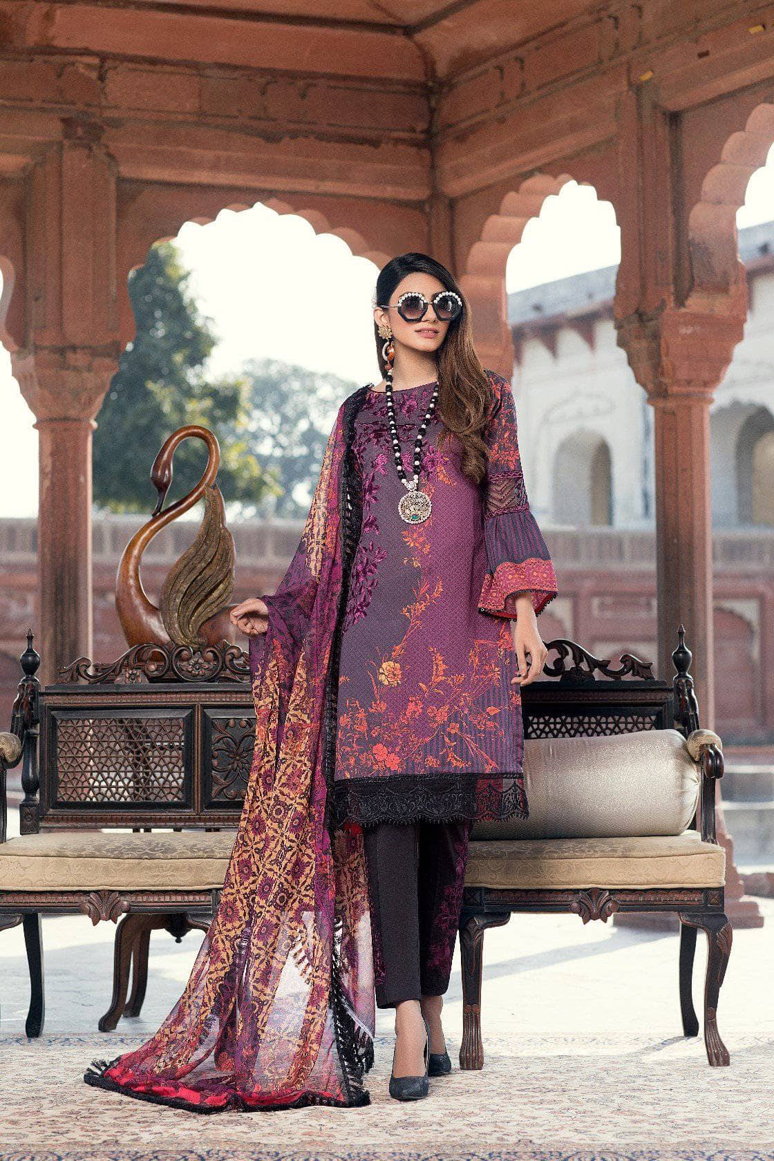 img_azure_luxury_lawn_collection_awwal_boutique