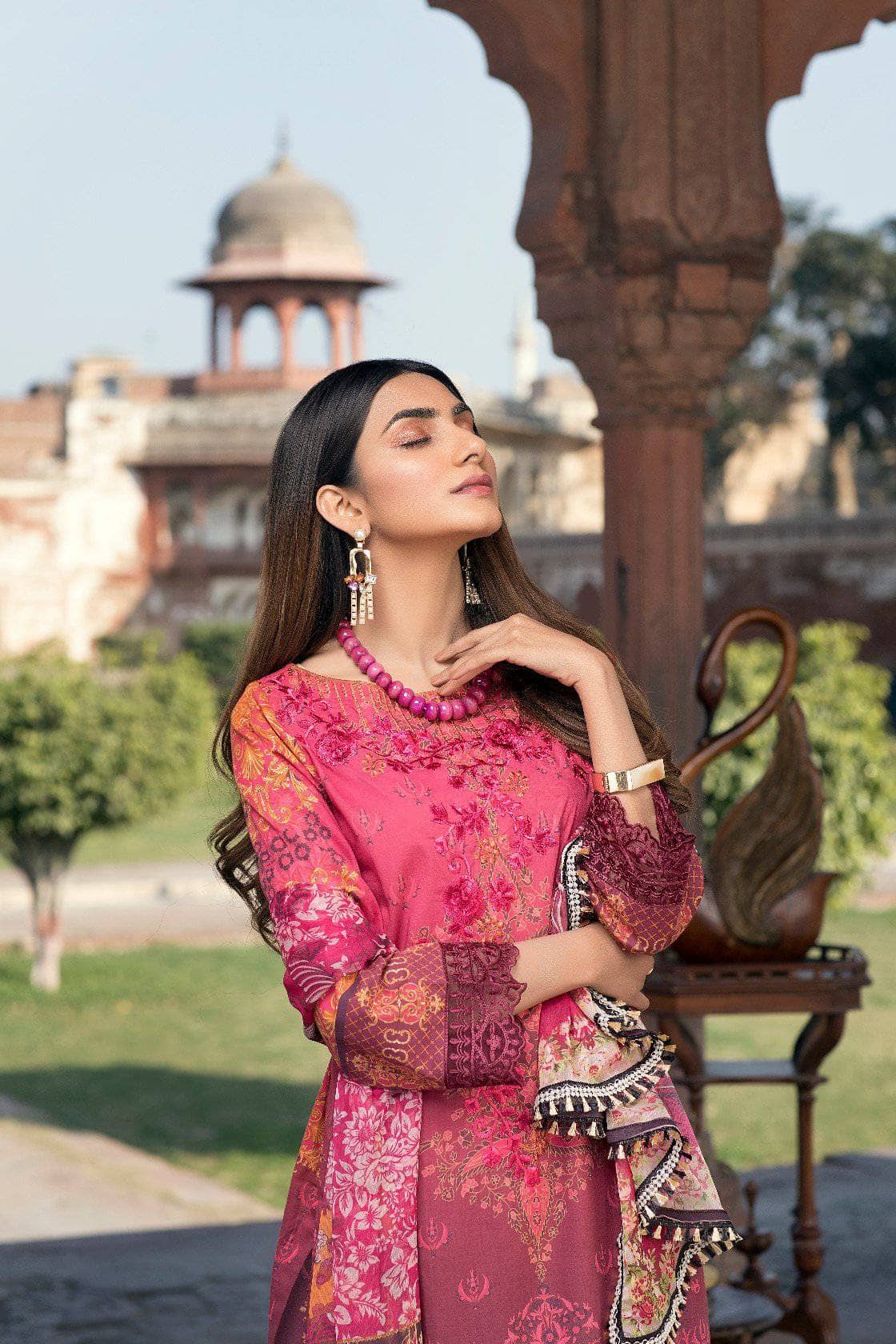 img_azure_luxury_lawn_collection_awwal_boutique