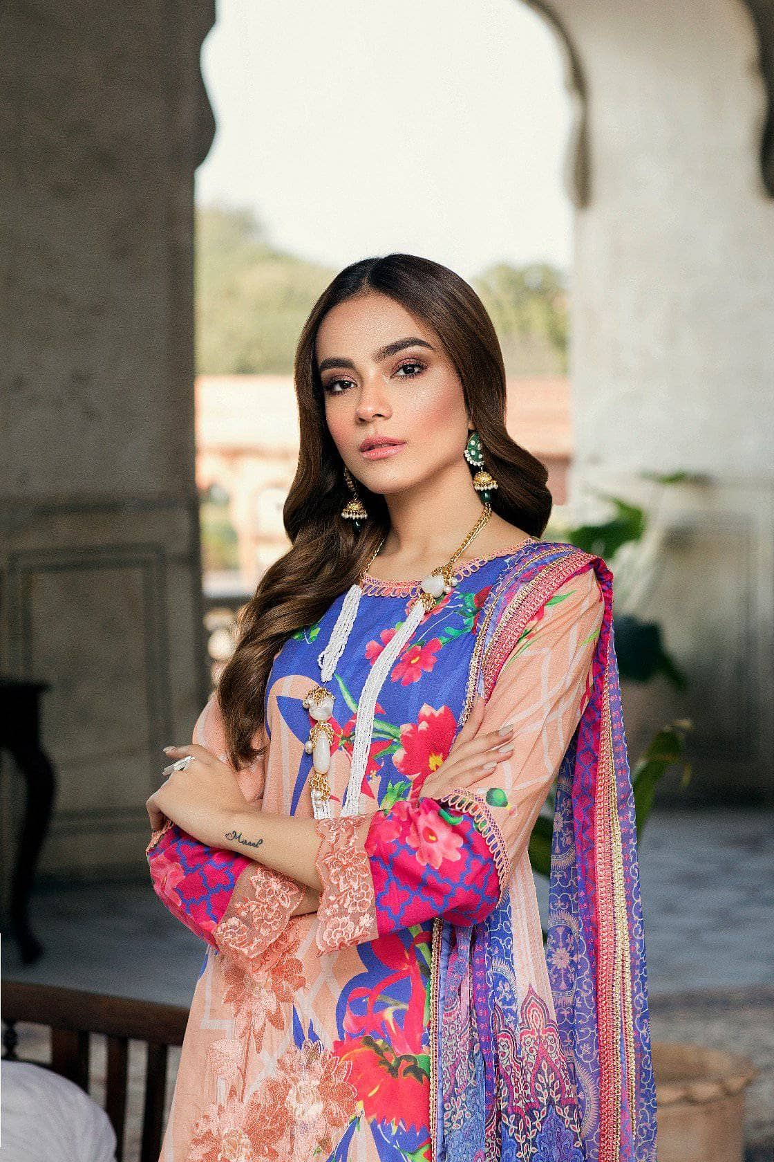 img_azure_luxury_lawn_collection_awwal_boutique