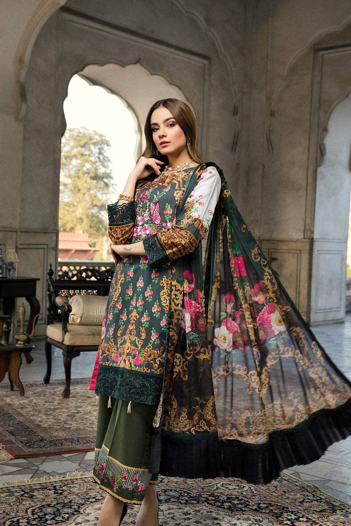 img_azure_luxury_lawn_collection_awwal_boutique