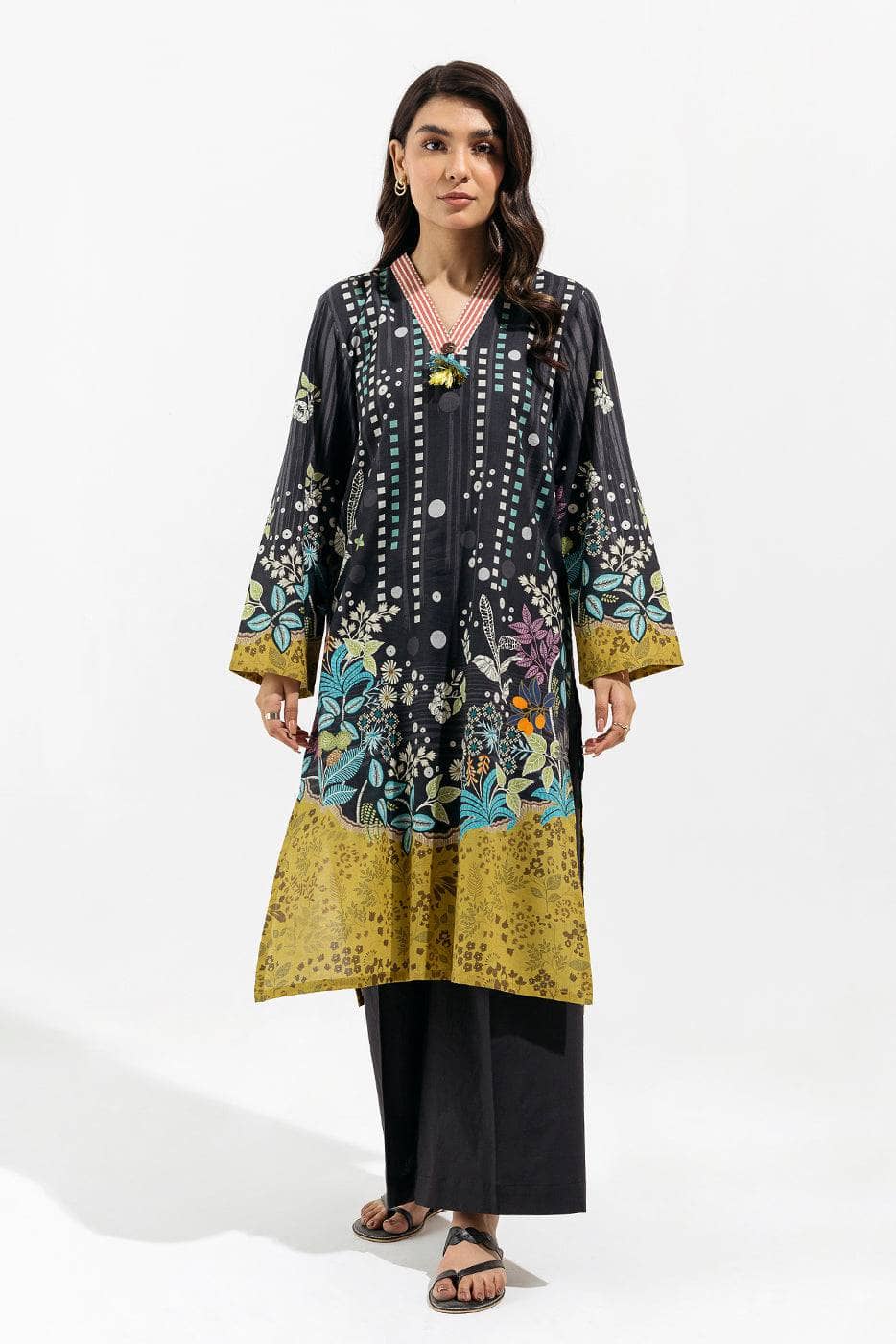 img_beechtree_lawn_23_awwal_boutique