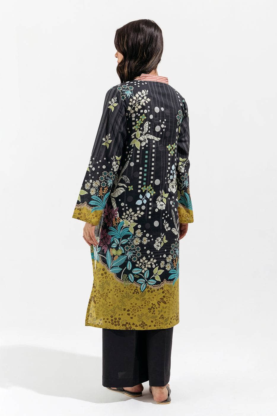 img_beechtree_lawn_23_awwal_boutique