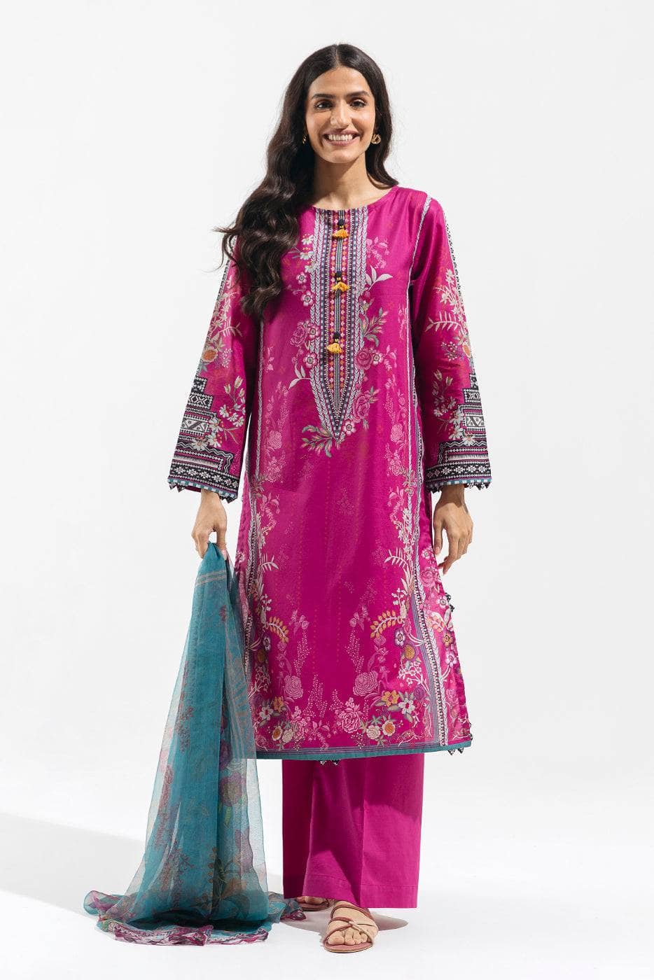 img_beechtree_lawn_23_awwal_boutique