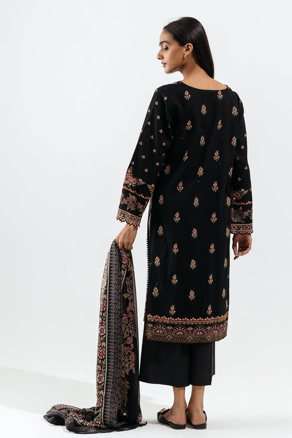 img_beechtree_fall_winter_22_awwal_boutique