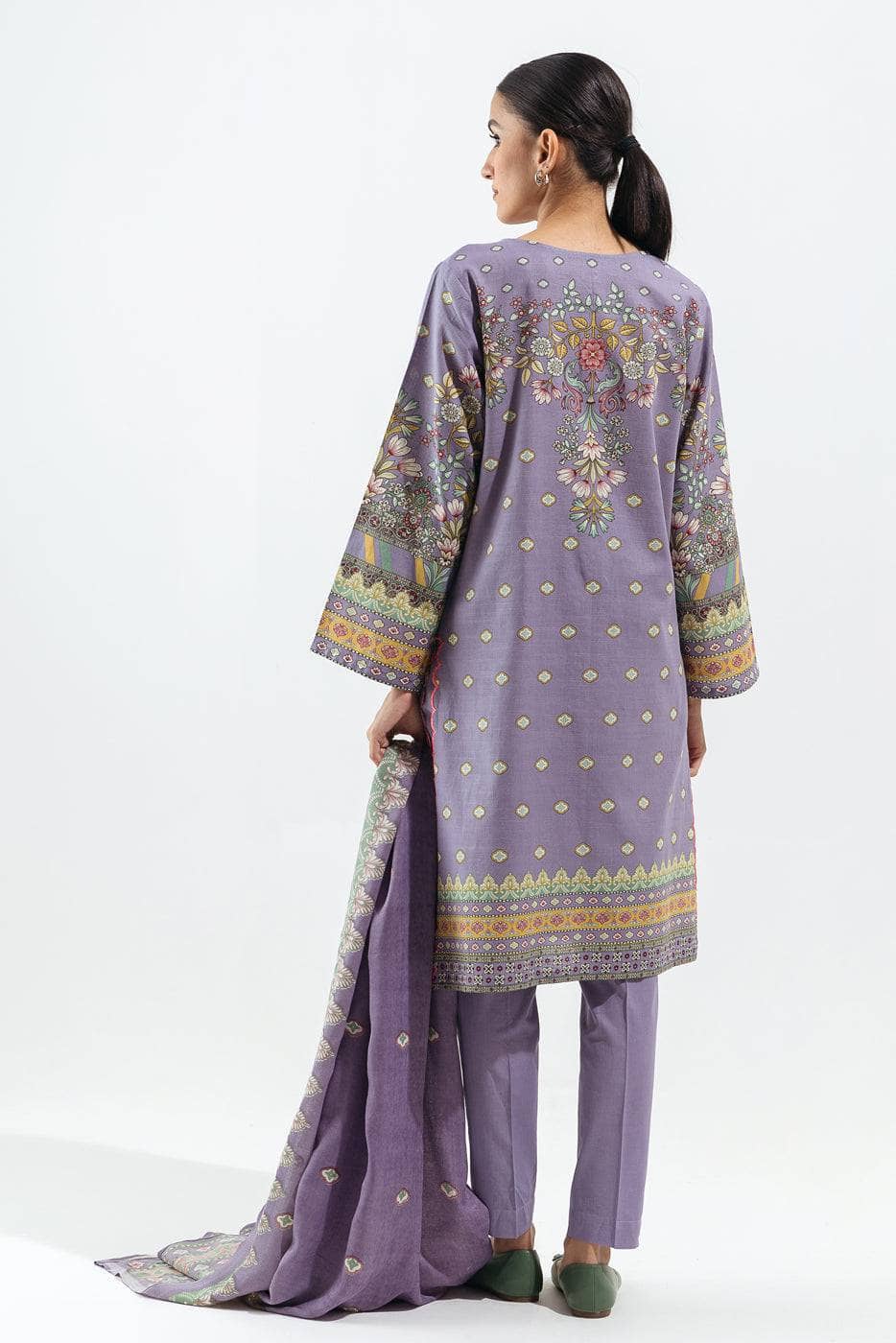 Img_beechtree_fall_winter_22_awwal_boutique