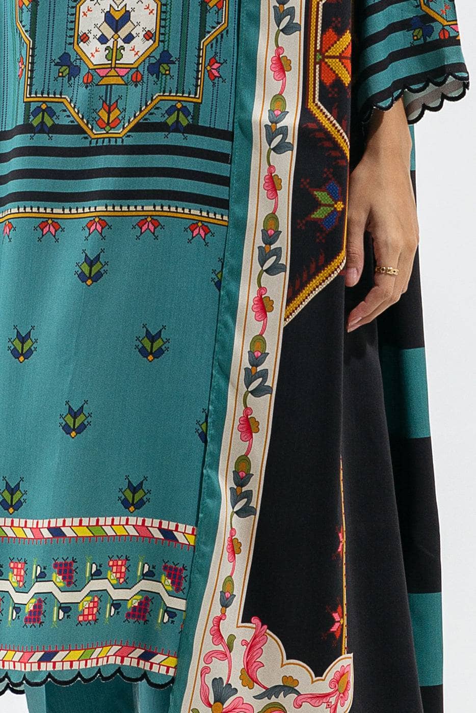 Img_beechtree_fall_winter_22_awwal_boutique