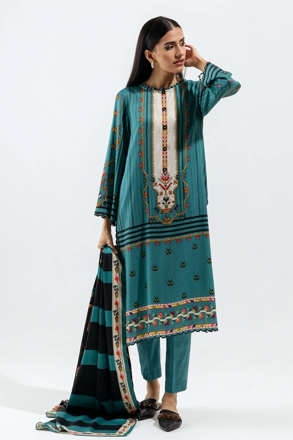 Img_beechtree_fall_winter_22_awwal_boutique