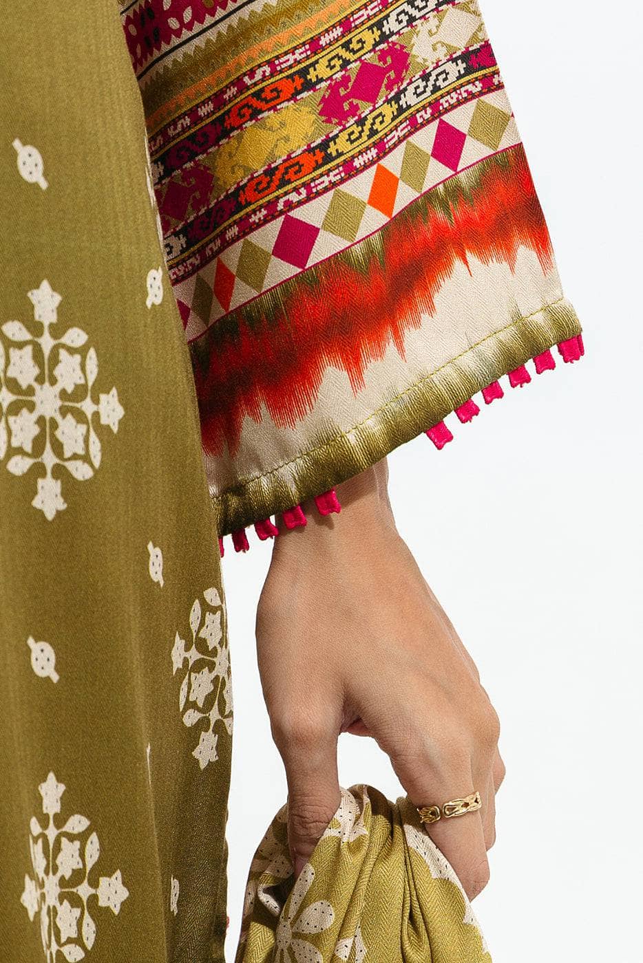 Img_beechtree_fall_winter_22_awwal_boutique