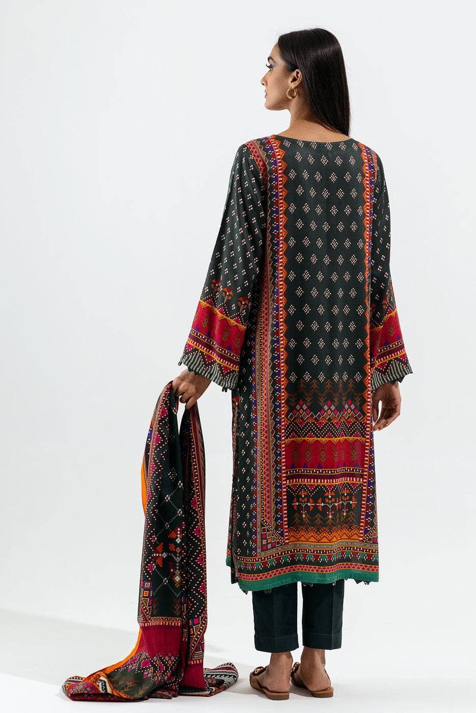 Img_beechtree_fall_winter_22_awwal_boutique