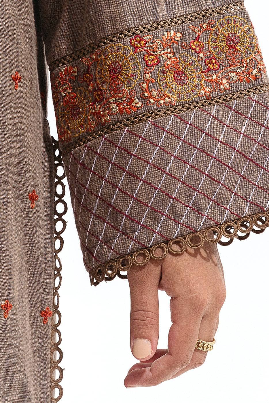 Img_beechtree_fall_winter_22_awwal_boutique