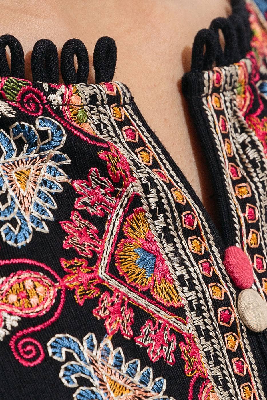 Img_beechtree_fall_winter_22_awwal_boutique