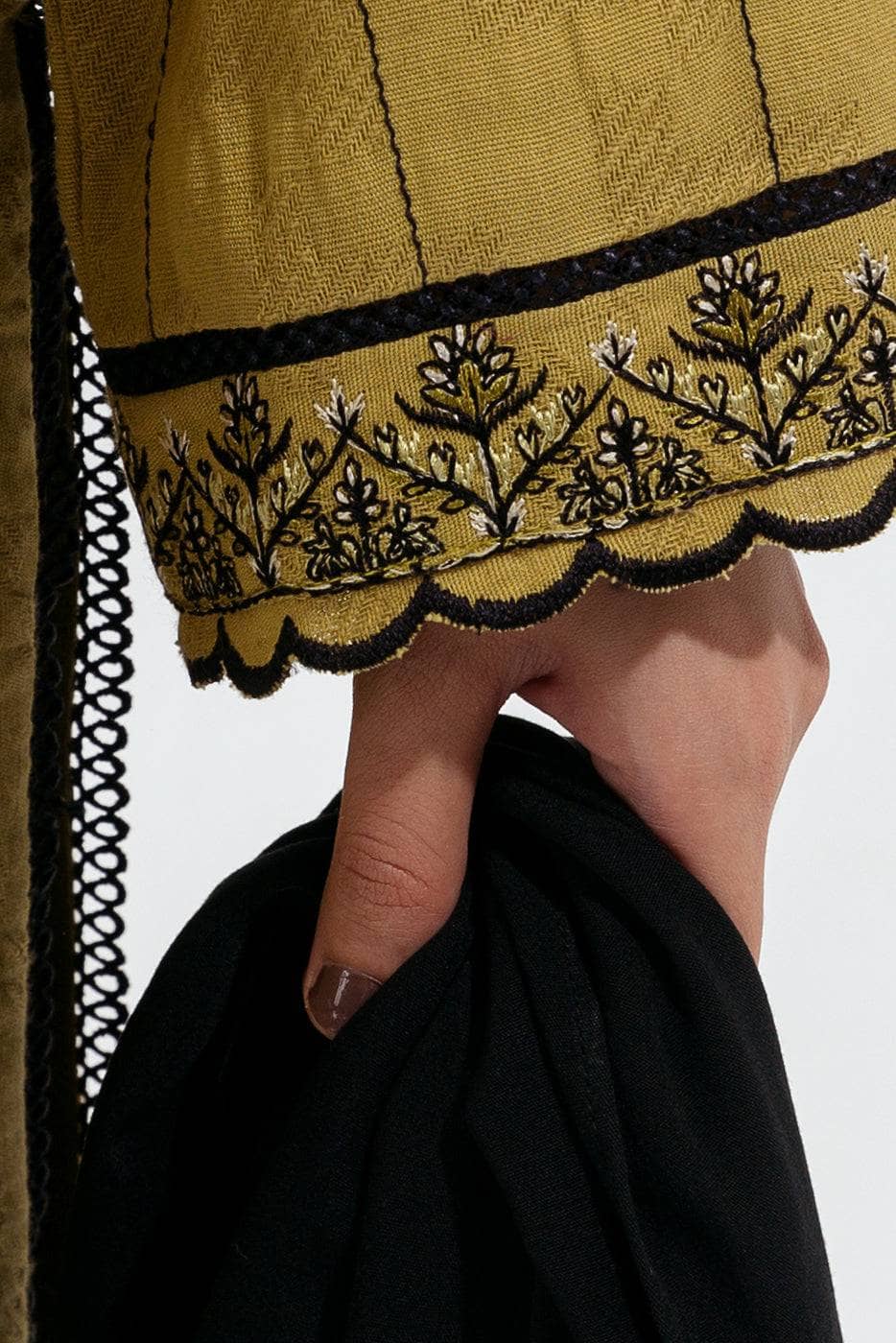 img_beechtree_fall_winter_22_awwal_boutique