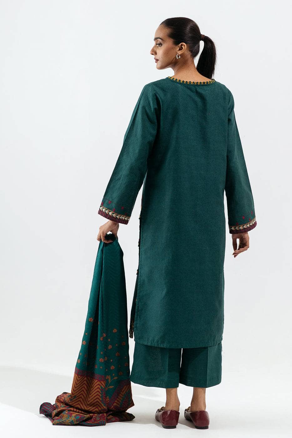 Img_beechtree_fall_winter_22_awwal_boutique