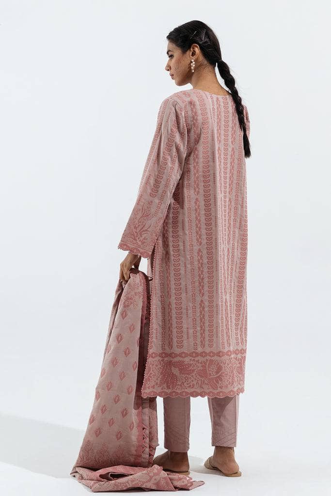 img_beechtree_lawn_2022_awwal_boutique