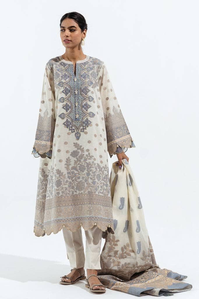 img_beechtree_lawn_2022_awwal_boutique