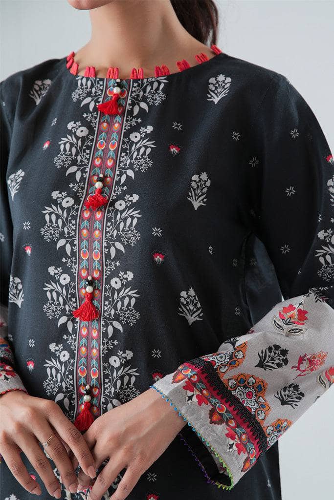 img_beechtree_lawn_22_awwal_boutique