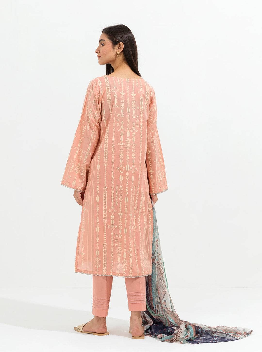 img_beechtree_lawn_2022_awwal_boutique