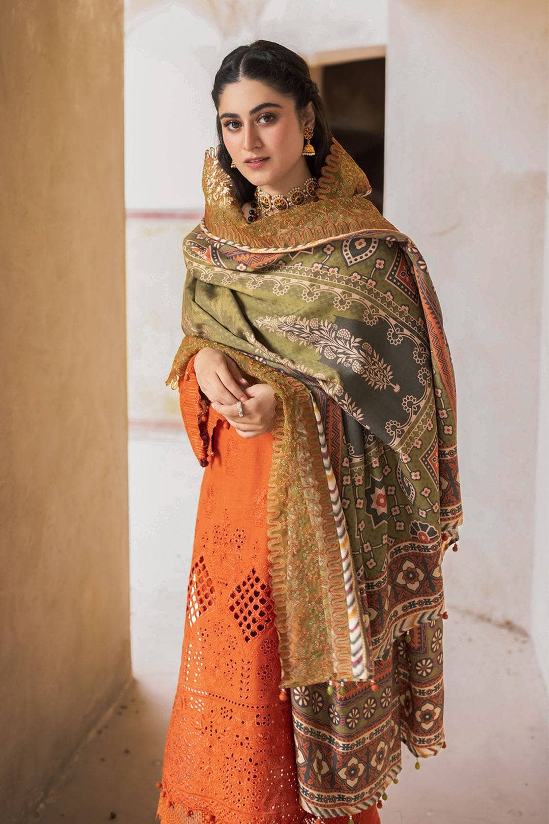 img_nureh_maya_khaddar_awwal_boutique