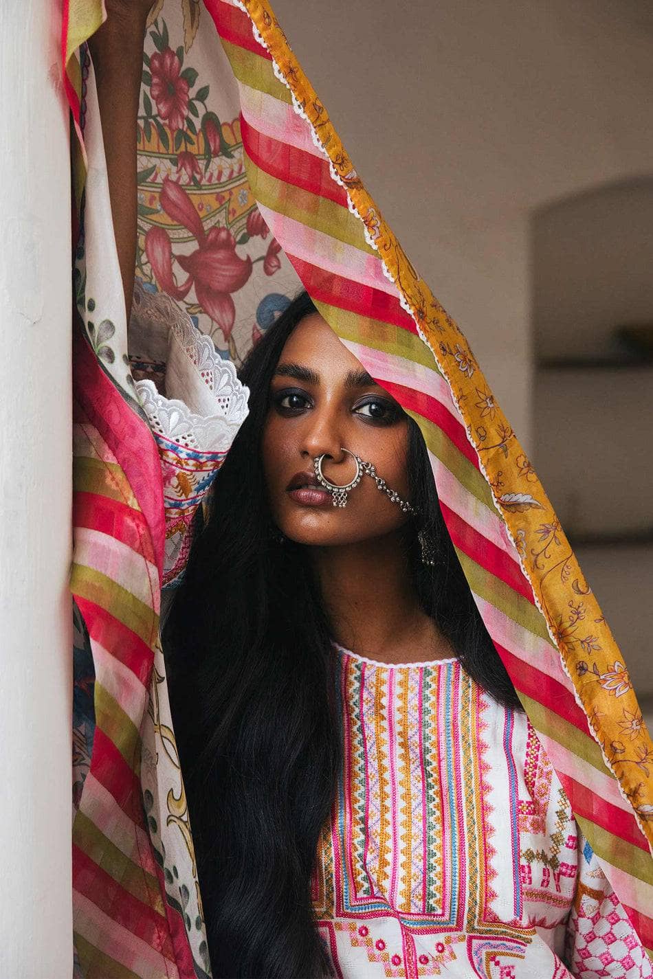 Img_zara_shahjahan_lawn_22_awwal_boutique