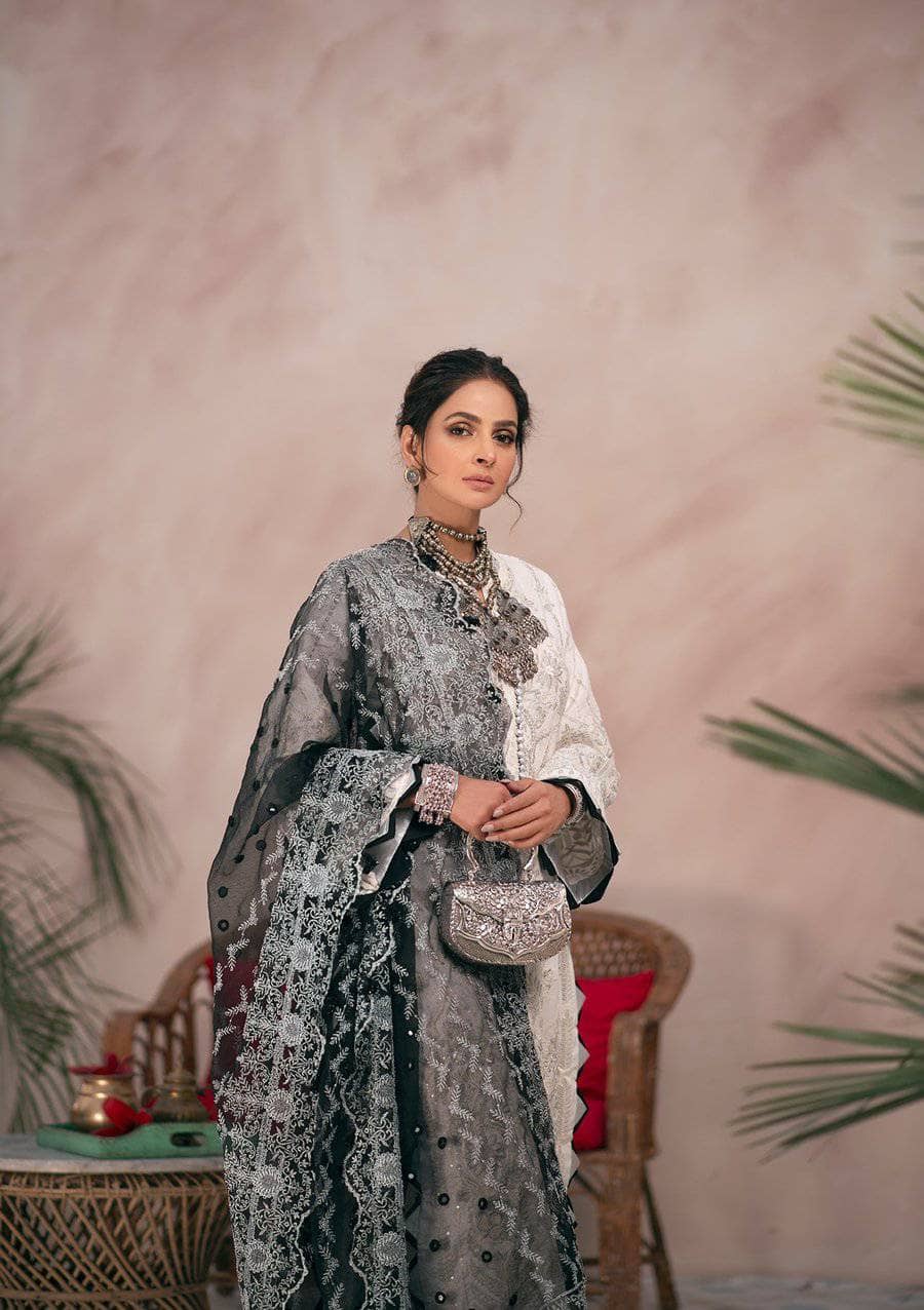 img_maryam_hussain_luxury_lawn_2021_awwal_boutique