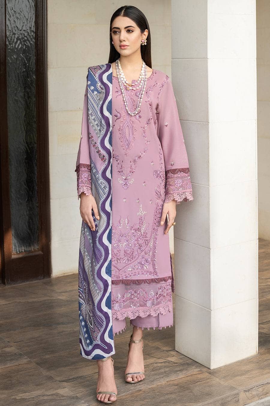 img_ramsha_andaz_lawn_23_awwal_boutique