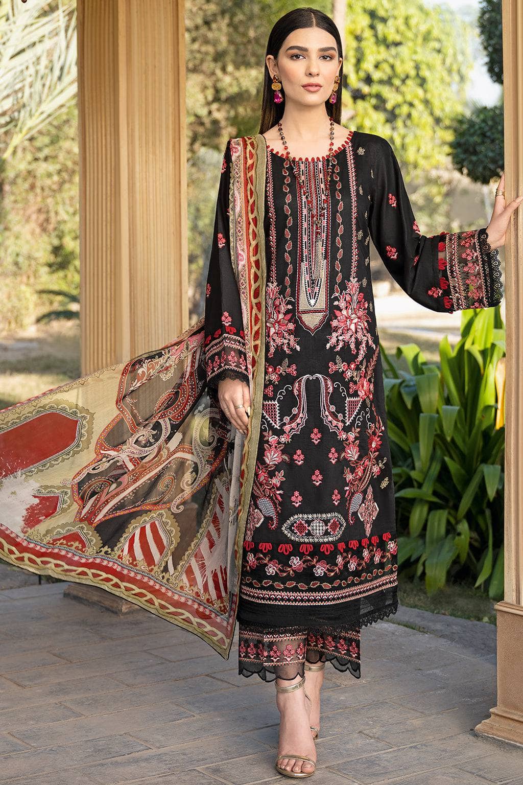 img_ramsha_andaz_lawn_23_awwal_boutique