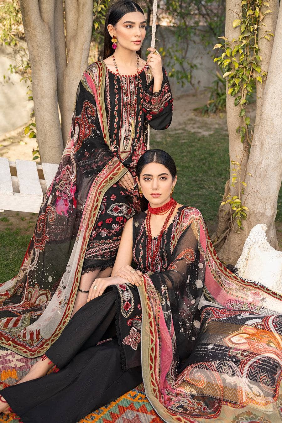 img_ramsha_andaz_lawn_23_awwal_boutique