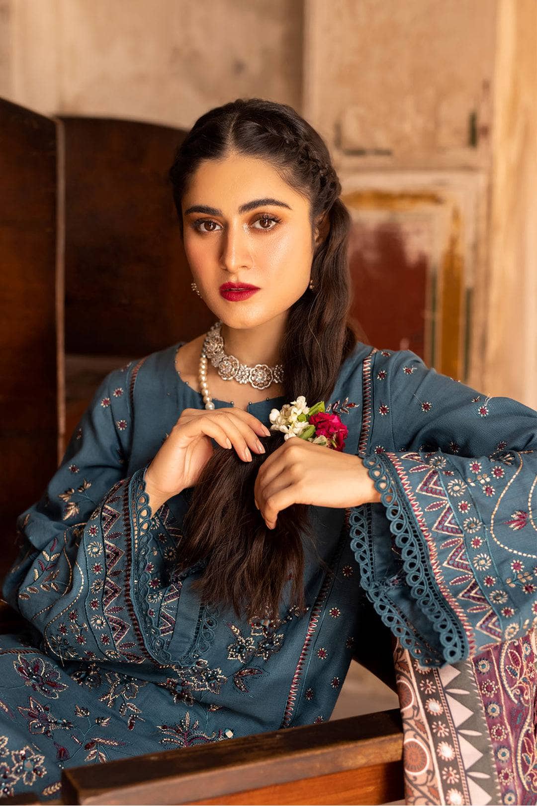 img_nureh_maya_khaddar_awwal_boutique