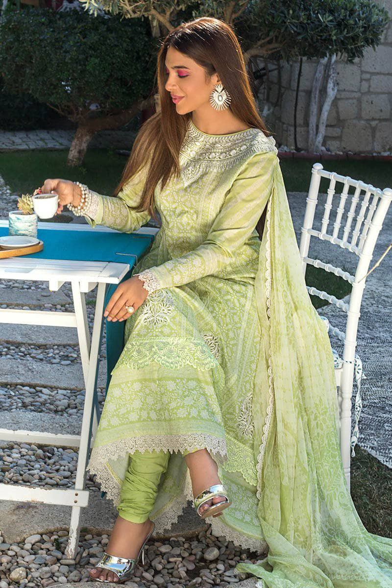 img_tahra_zainab_chottani_lawn_2021_awwal_boutique