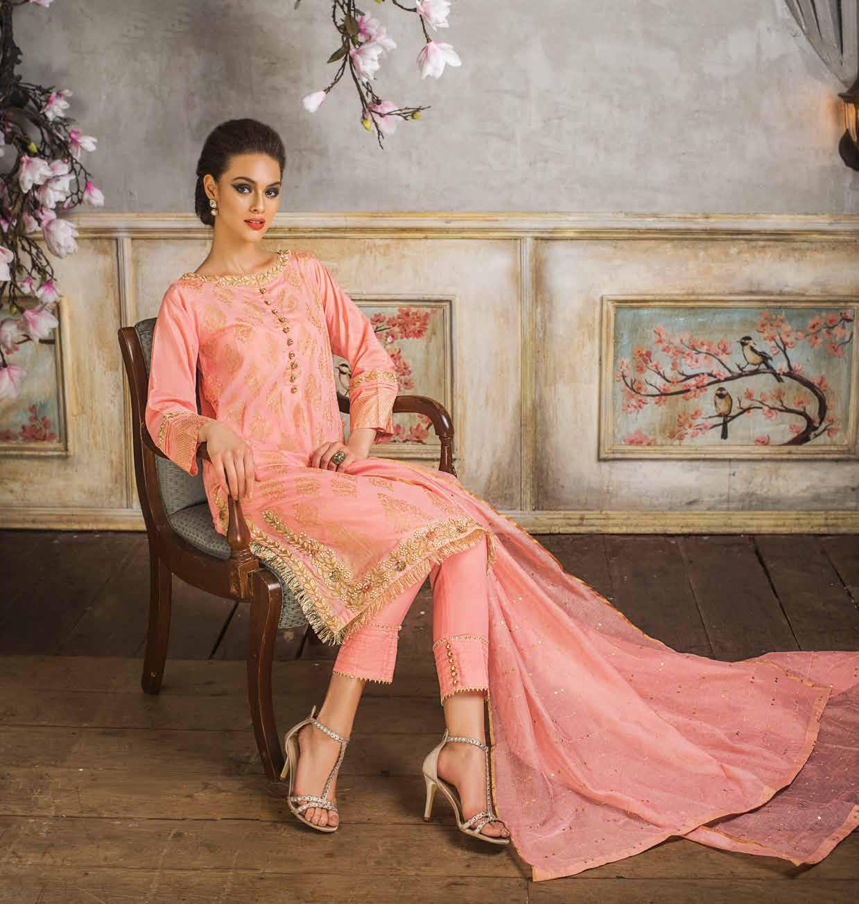 img_gul_ahmed_festive_lawn_collection_awwal_boutique