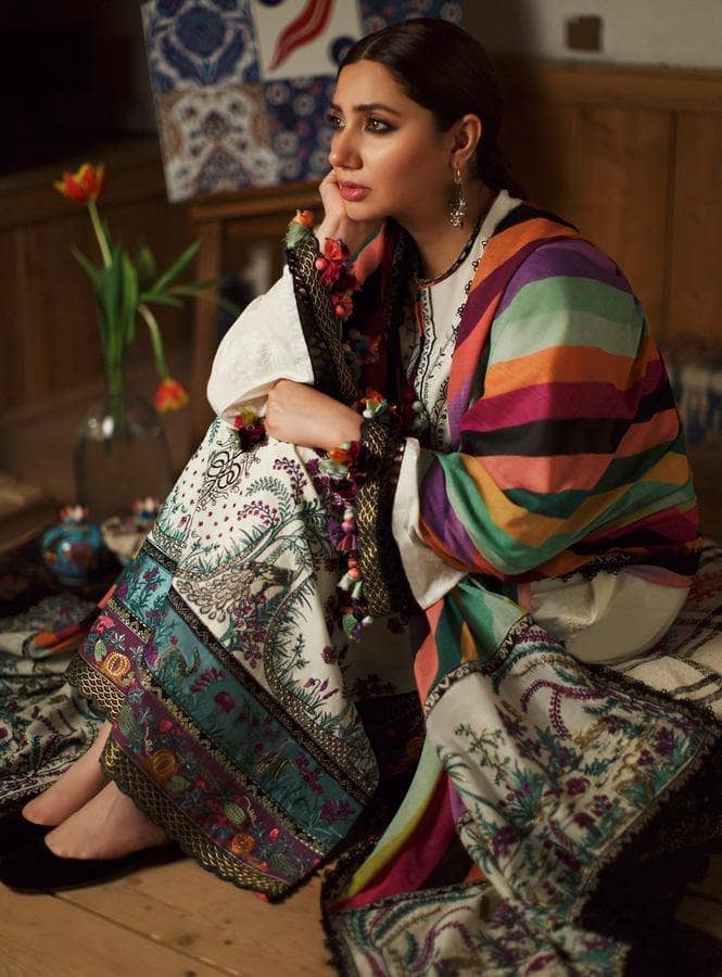 img_elan_ormana_lawn_2021_awwal_boutique