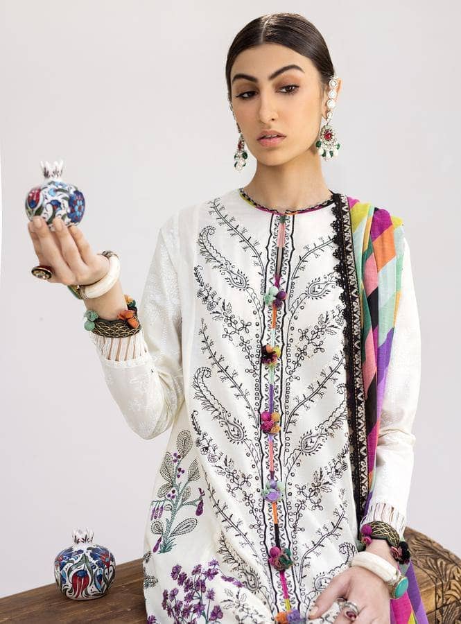 img_elan_ormana_lawn_2021_awwal_boutique
