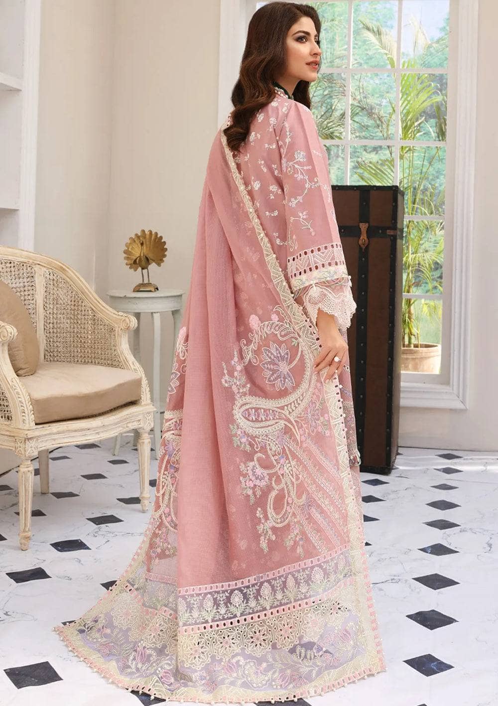 Img_elaf_chikankari_lawn_23_awwal_boutique