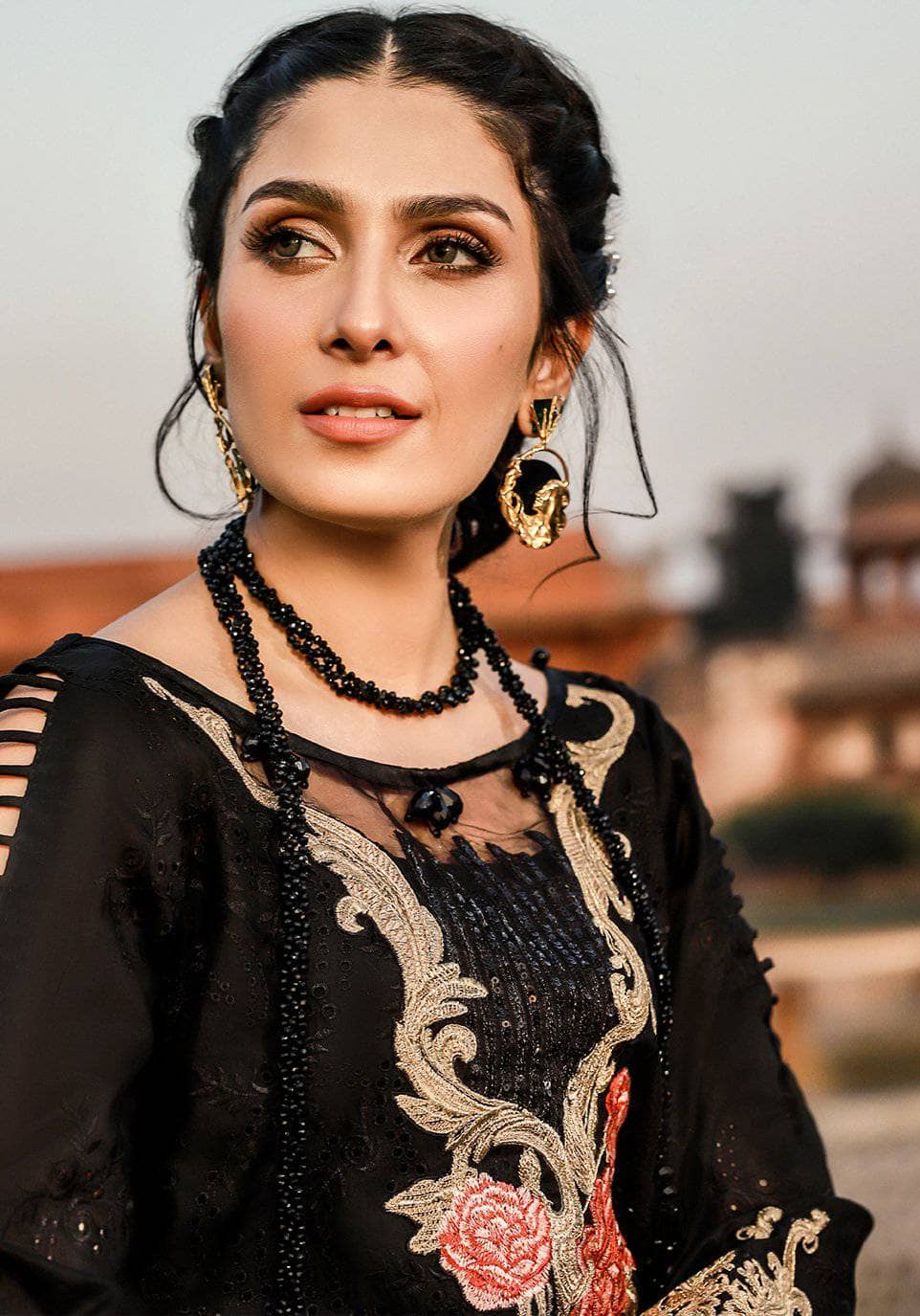 img_Elaf_festive_lawn_2021_awwal_boutique